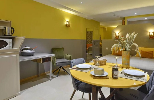 Apartment In A Hotel 'Demeure Castagna - Boutique Hotel' with Shared Pool and Private Terrace