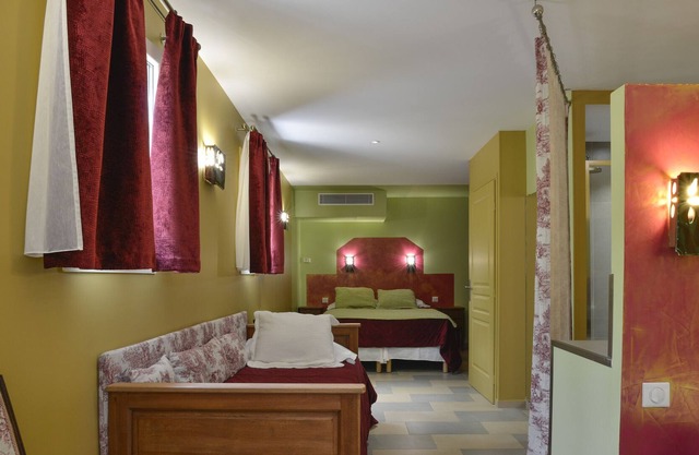Apartment In A Hotel 'Demeure Vigna - Boutique Hotel' with Private Pool and Private Terrace