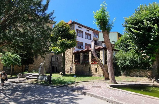 Apartamento en edificio histórico de Zarautz a 100 m de la playa