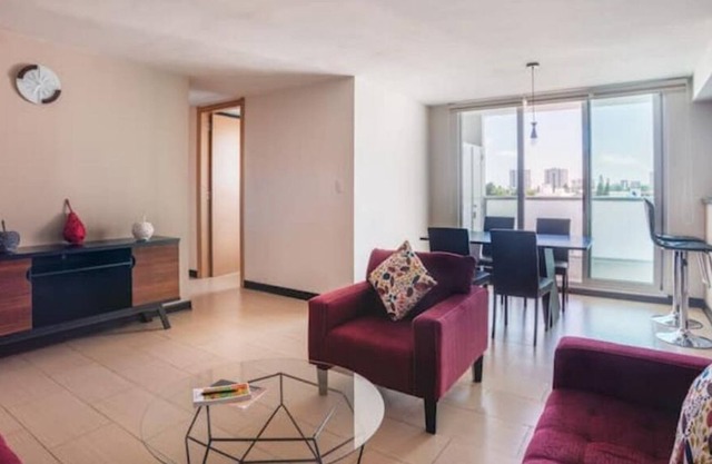 Apartment in a trendy & safe upcoming neighborhood