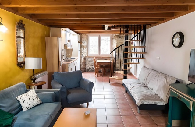 Apartamento 'Apartamento K' con piscina compartida, Wi-Fi y aire acondicionado