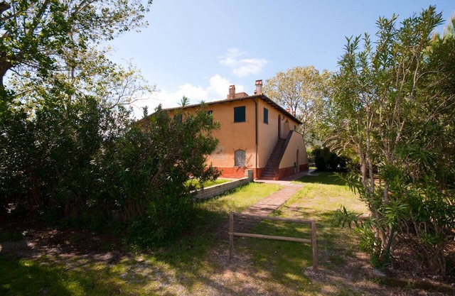 Apartamento en una antigua casa de campo de Maremma a 250 metros de la playa de Giannell