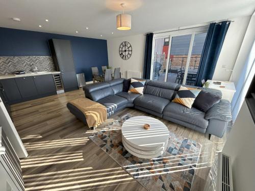 Apartment in Ashford with Large Terrace