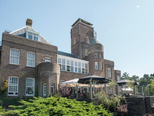 Apartment in Bergen aan Zee near the Beach