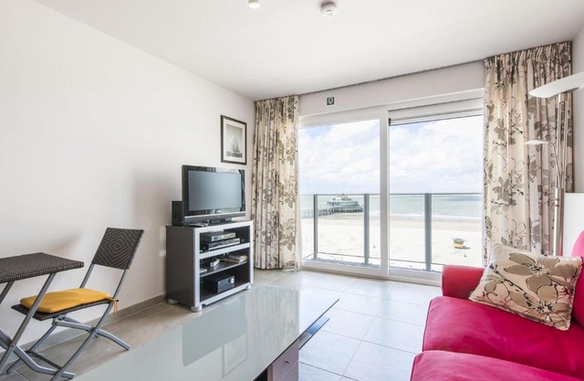 Apartment in Blankenberge with Sea View