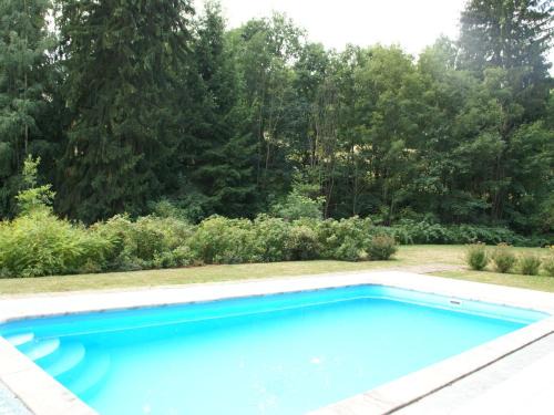 Apartment in Bohemian with Shared Pool
