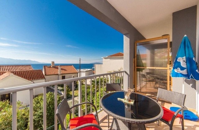 Apartamento en Brist con Balcón, Acondicionador, WIFI (610-5)
