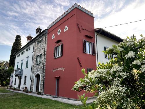 Apartment in Castle 27 Leonardo da Vinci street