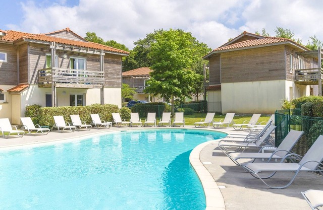 Apartamento en Francia con Vista al Lago