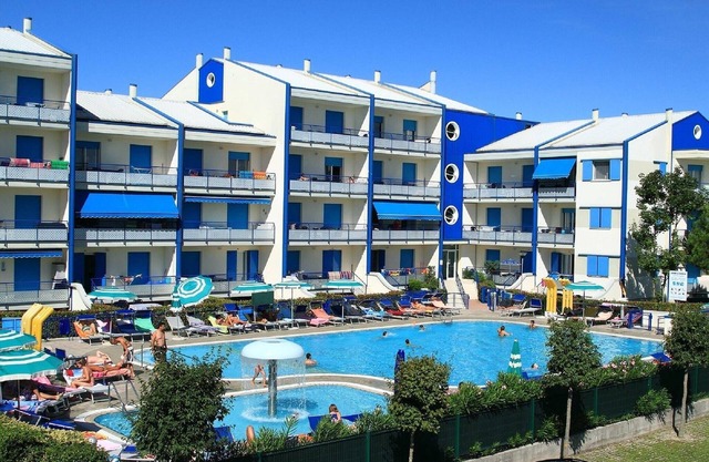 Apartamento en Italia con piscina y jardín