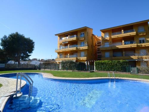 Apartment in LEscala with Swimming Pool