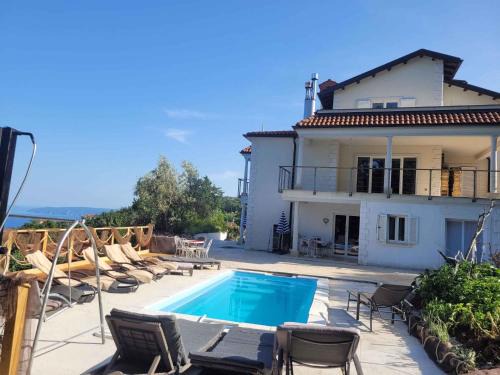 Apartment in Liganj 35613