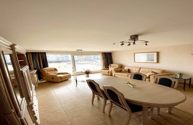 Apartamento en Middelkerke con Vista al Mar