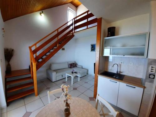 Apartment in Murter with sea view, terrace, air conditioning, W-LAN 5026-1