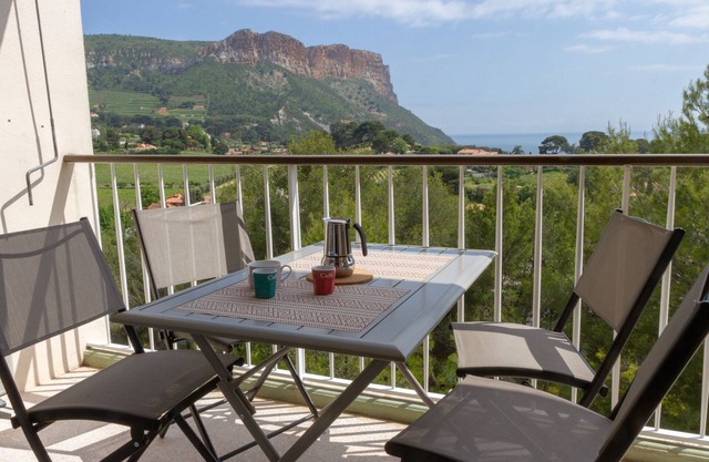 Apartamento en residencia, vista al mar y Cap Canaille