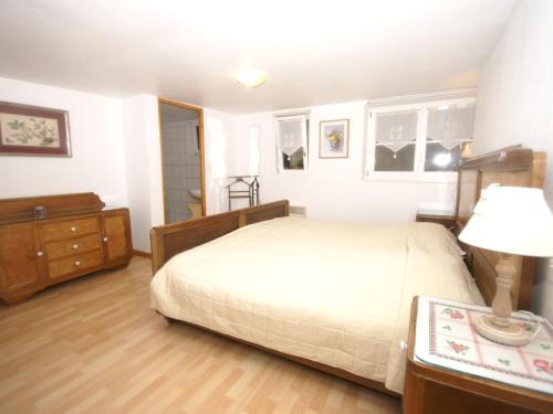 Apartment in Riquewihr near Vineyards