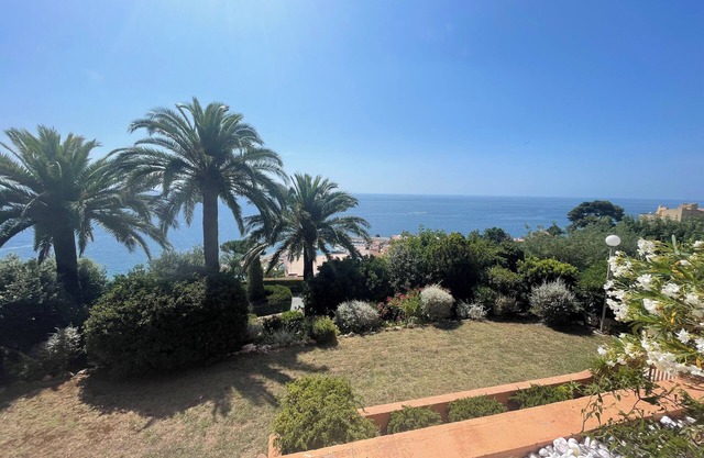 Apartment in ThÃ©oule-sur-Mer