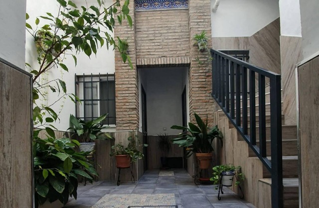 Apartamento en el Fontanal, Casa- Patio de vecinos