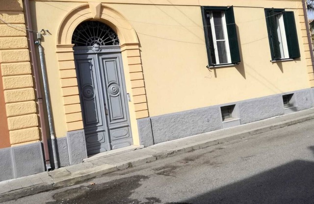 Apartamento en el centro histórico de Locri, a pocos cientos de metros del mar.