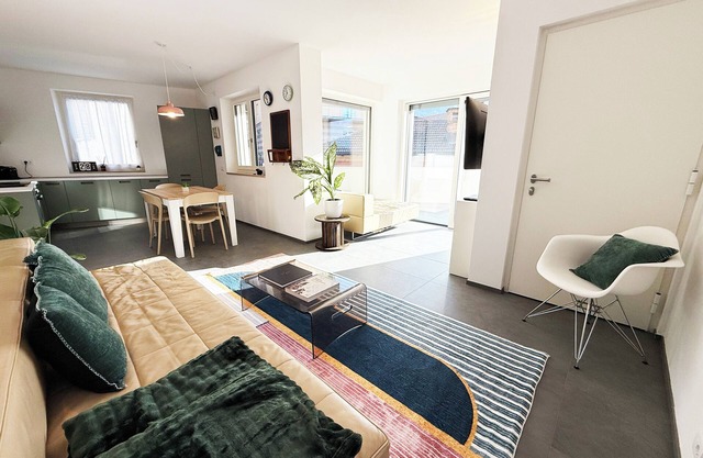 Apartment in the center of Levico with 3 bedrooms, 2 bathrooms, terrace,garage and elevator