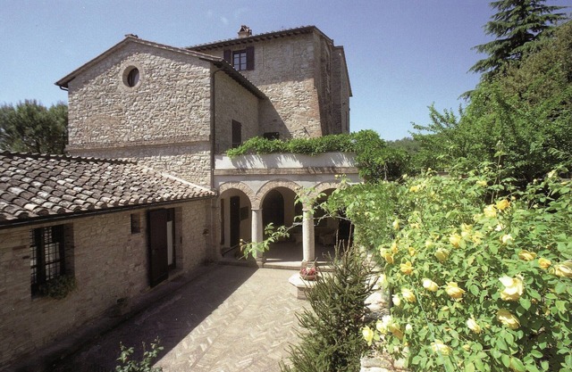 Piso en Mantignana con piscina comunitaria