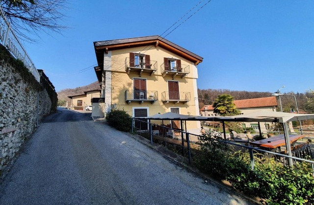 Apartamento en Vignone con Vista al Lago Maggiore