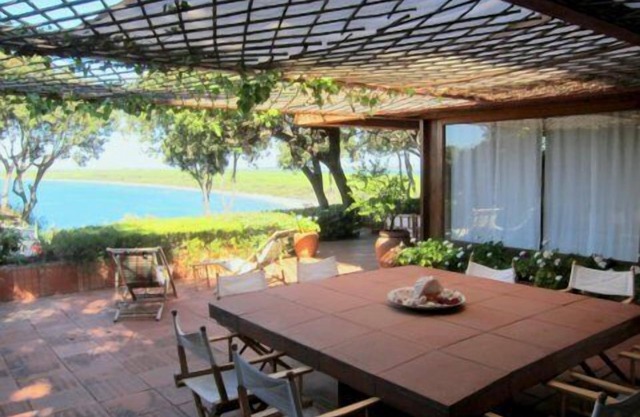 apartamento en villa, vistas impresionantes del mar, promontorio de Argentario, maderas