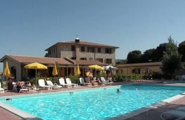 Apartamento en Pueblo-Residence La Pieve di Pomaia - Piscina - WiFi -Toscana