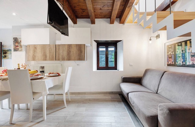 Apartamento 'Isa' con vistas a la montaña, Wi-Fi y aire acondicionado