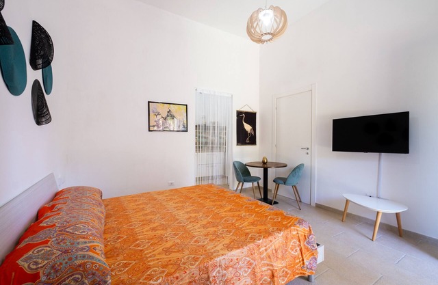 Apartamento 'Mezzogiorno' con terraza compartida, Wi-Fi y aire acondicionado