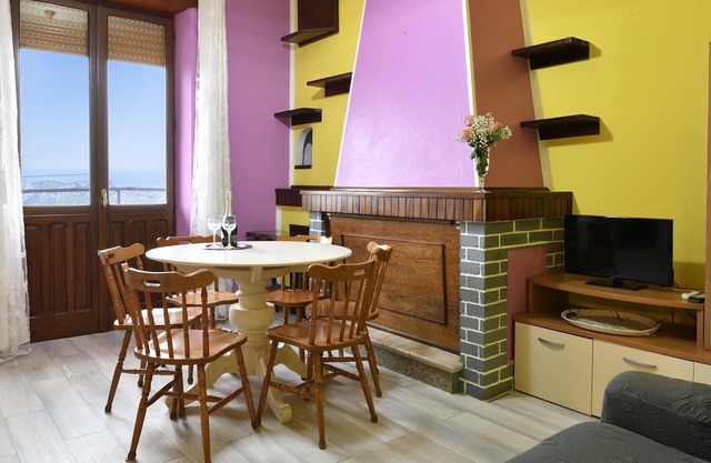 Apartamento Giulia con vistas al mar, balcón, terraza compartida y Wi-Fi