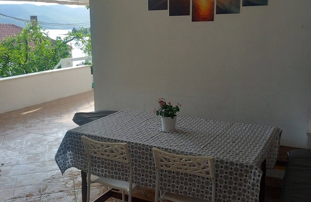 Apartment Iva (63461-A2) - Kuciste