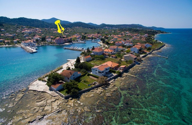 Apartment Ivan A2 (2 + 3) - Poljana, Isla Ugljan, Croacia