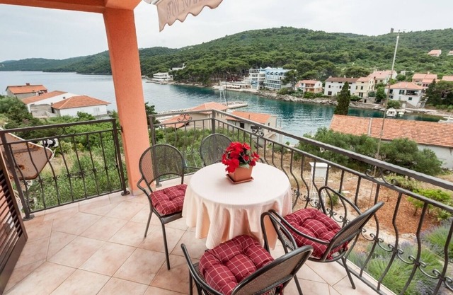 Apartment Ivan - Bozava, Isla Dugi otok, Croacia