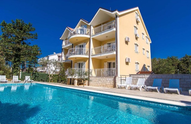 Apartment Jadranovo 5521b