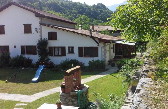 Apartamento 'Jana' con vistas a la montaña, terraza privada y Wi-Fi