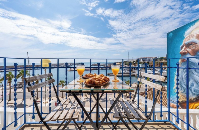 Apartamento 'Jb' con vistas al mar, Wi-Fi y aire acondicionado