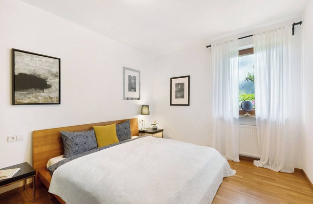 Apartamento 'Kati's Haus' con vistas a la montaña, terraza privada y jardín compartido