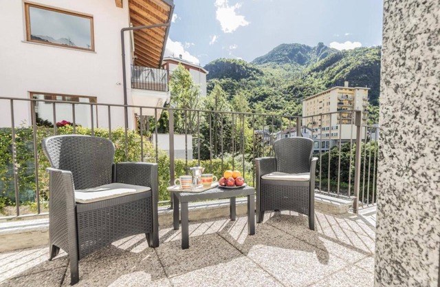 Apartment 'La Casa Sul Fiume' with Mountain View, Wi-Fi and Air Conditioning