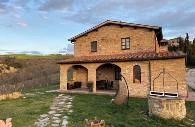 Apartamento 'La Casina Di Helen' con piscina compartida, Wi-Fi y aire acondicionado