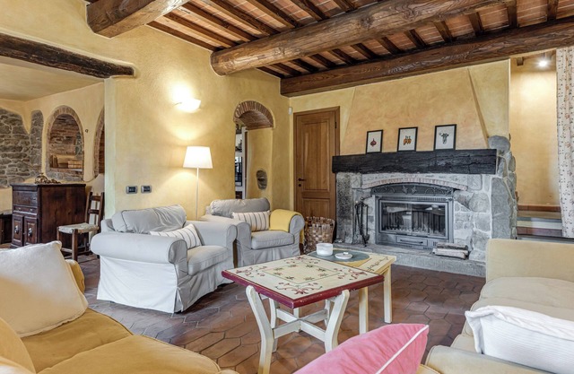 Apartamento 'La Perla' con piscina compartida, terraza privada y Wi-Fi