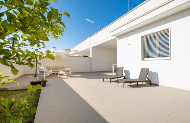Apartamento 'La Tavernetta Di Elisa' con terraza privada y Wi-Fi
