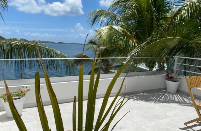 Apartment Lagoon, Cupe Coy