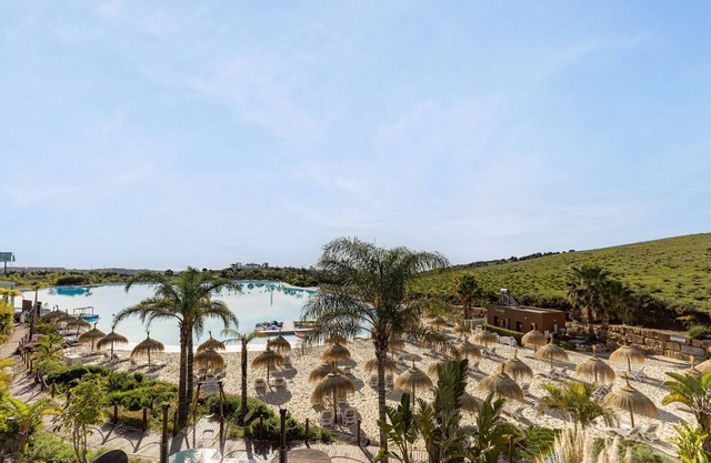 Apartamento "Lagoon Suites" con vistas al mar, piscina compartida y Wi-Fi