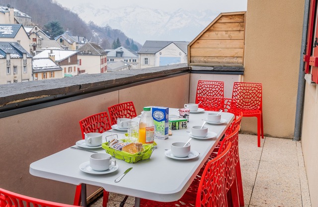 Apartamento 'Le Bois De Marie' con vistas a la montaña, terraza privada y Wi-Fi