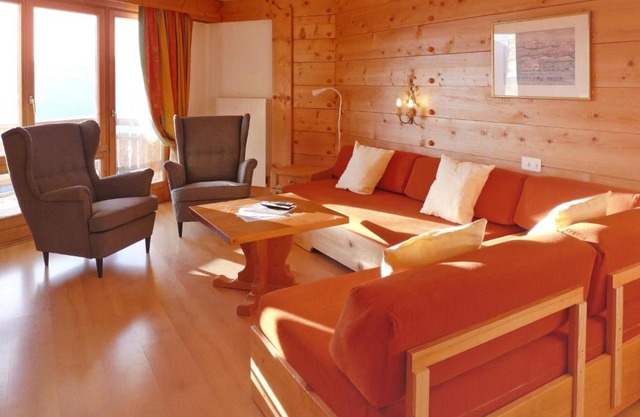 Apartment Le Bristol B52 by Interhome