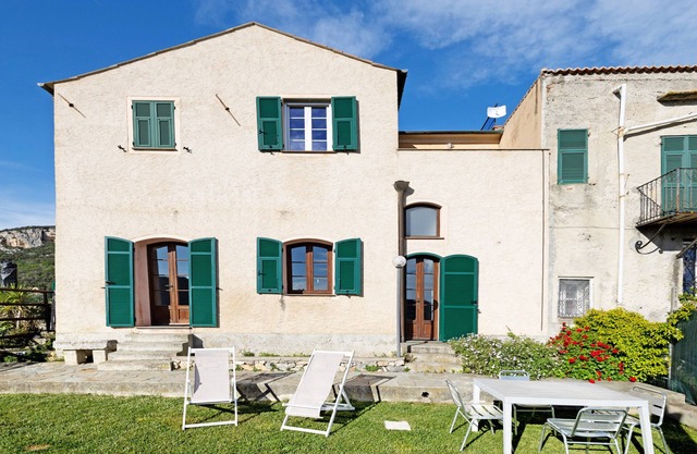 Apartamento 'Le Case Del Sole - Il Rustico' con vistas al mar, Wi-Fi y aire acondicionado