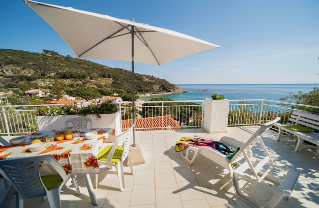 Apartamento "Le Sirene Bilo 1" con vistas al mar, terraza y Wi-Fi