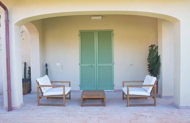Apartamento 'Leccino' con piscina compartida, Wi-Fi y aire acondicionado