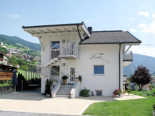 Apartment Leni-2 by Interhome